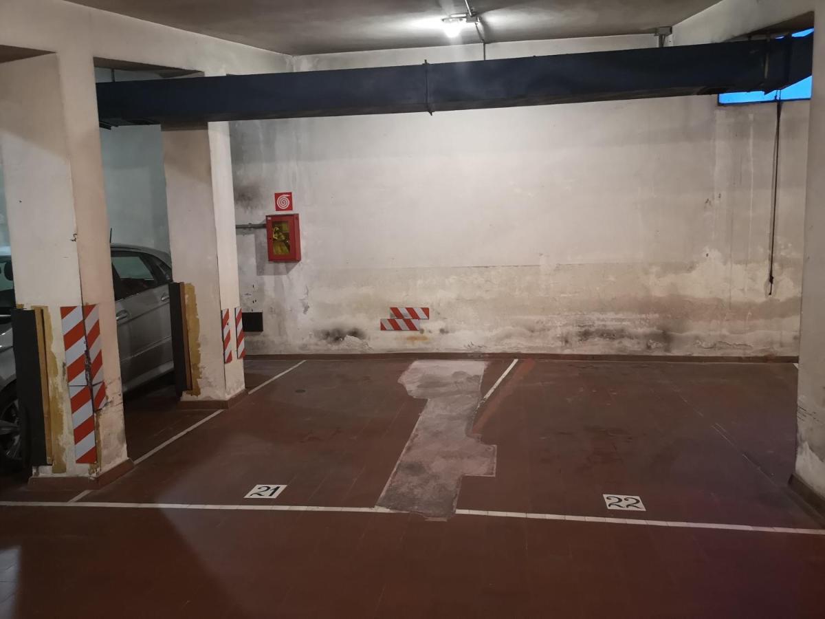 Convenient Family Apt With Private Parking メストレ エクステリア 写真