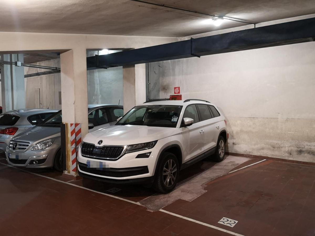 Convenient Family Apt With Private Parking メストレ エクステリア 写真