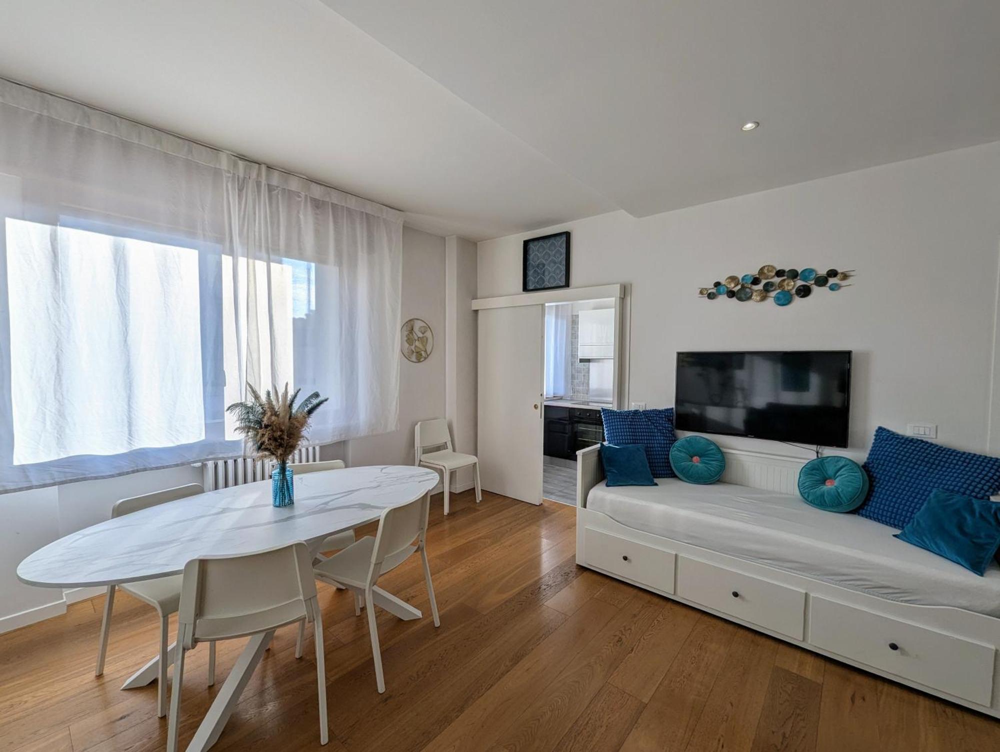 Convenient Family Apt With Private Parking メストレ エクステリア 写真